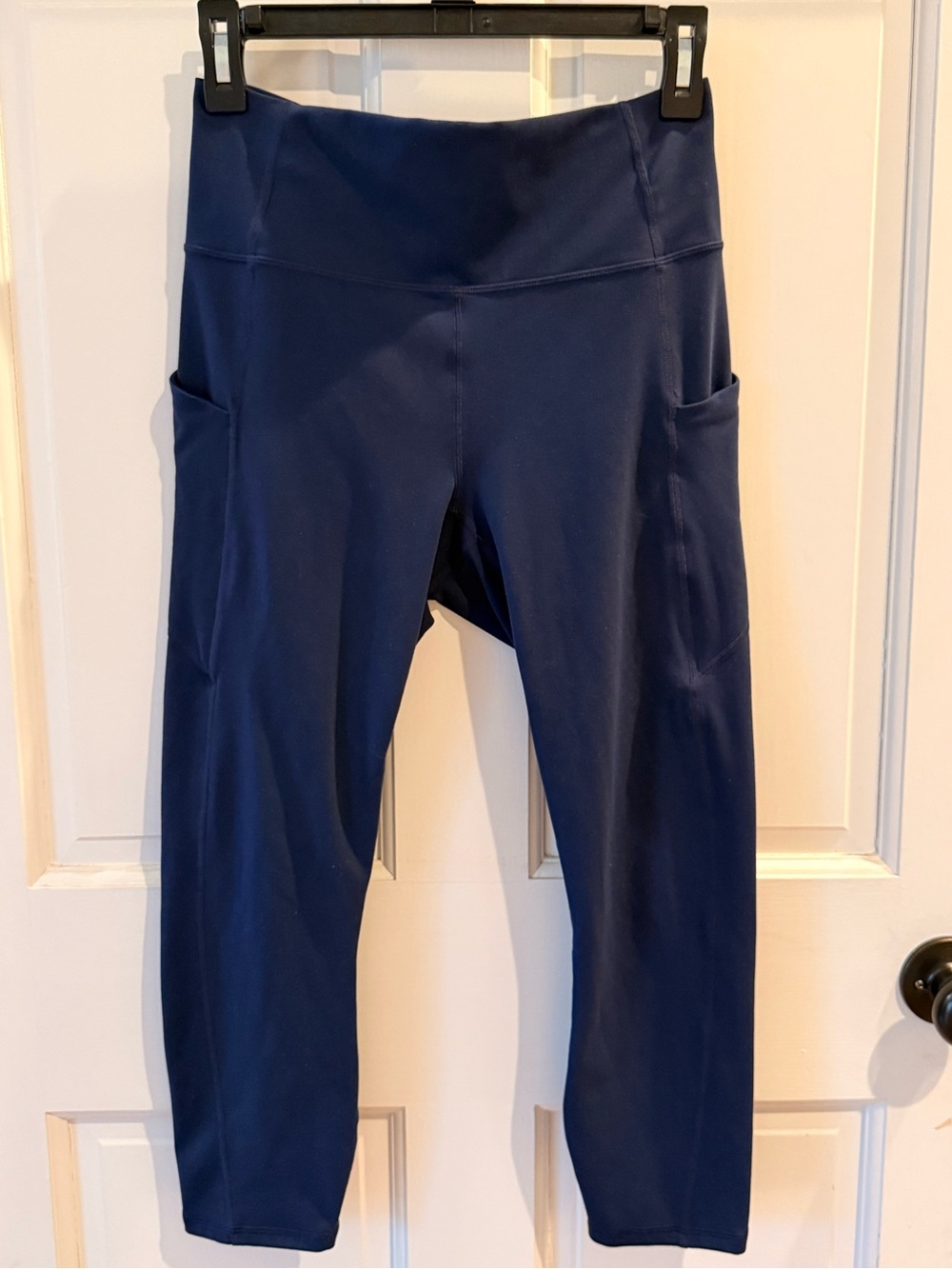 Fabletics PureLuxe Navy High-Waisted Pocket Leggings Cropped Size M